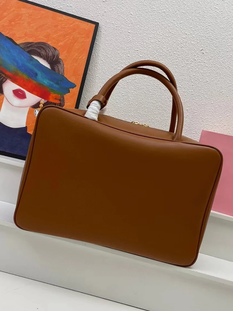 

Designer retro solid leather large capacity handbag 2024 Women's new Tote bag Fashion multi-functional shoulder underarm bag