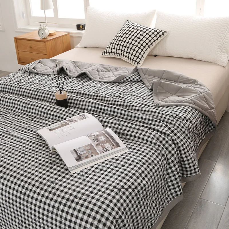 A solid color spring/summer washed quilted blanket bed cover double quilted 150180200 single and double couple bed queen summer summer quilt summer quilt set bed comforter