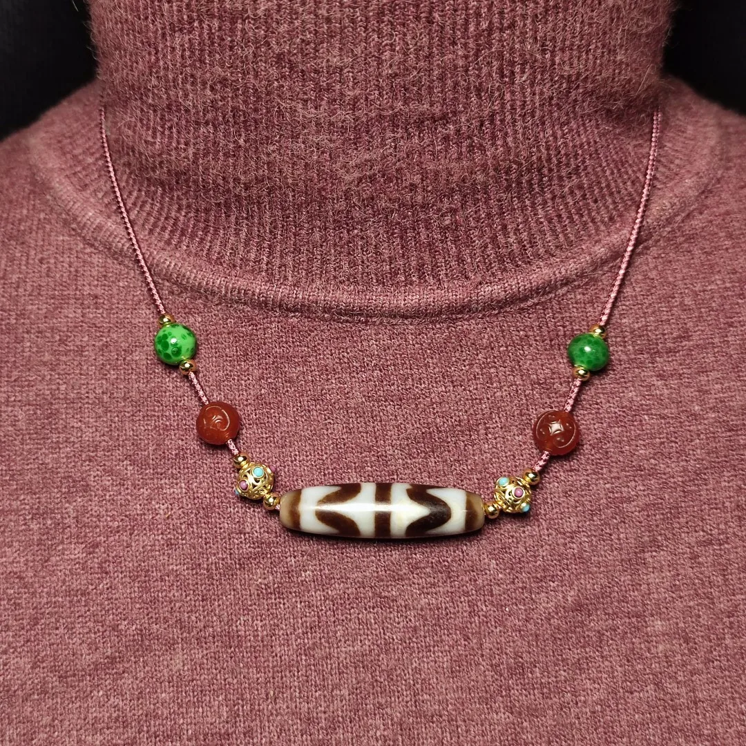 

Tibetan Tiger Teeth Heavenly Bead Dzi Necklace with Glass Agate Retroflex Bead String S925 Hook Adjustable Clavicle Chain