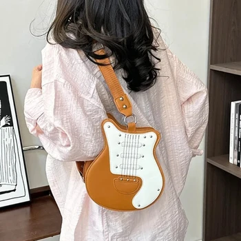 Borsa a tracolla con borchie a forma di chitarra per donna, borsa alla moda personalizzata con tracolla larga e color block