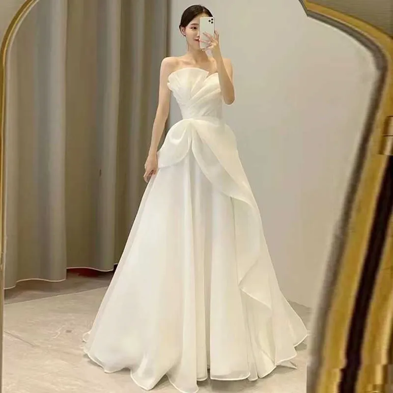 

Modern White Wedding Dresses A-Line Sleeveless Backless Princess Ruched Tulle Floor-Length Party Evening Bridal Gowns Plus Size