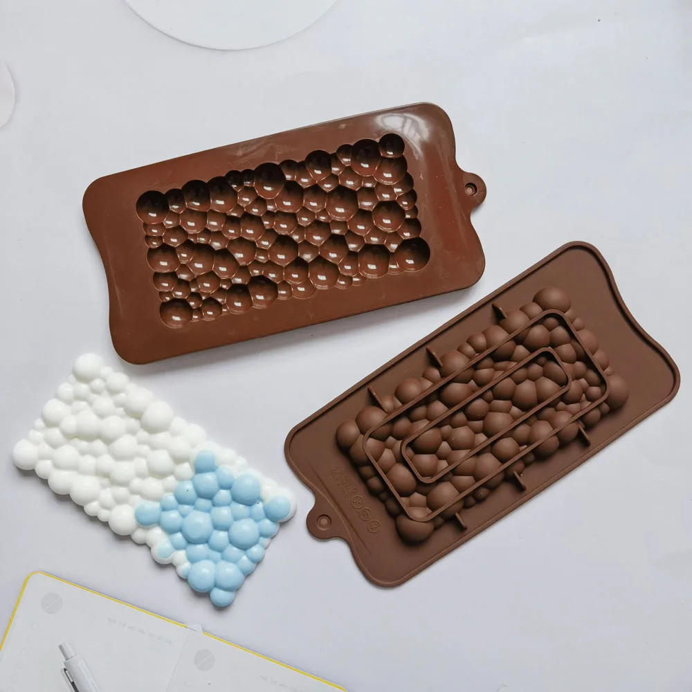 https://ae01.alicdn.com/kf/S79c1764b527b456e875cdab6e658ea56Q/Silicone-Chocolate-Mold-Non-Stick-Cake-Mould-Bubble-Design-Jelly-Candy-3D-DIY-Molds-Kitchen-Accessories.jpg