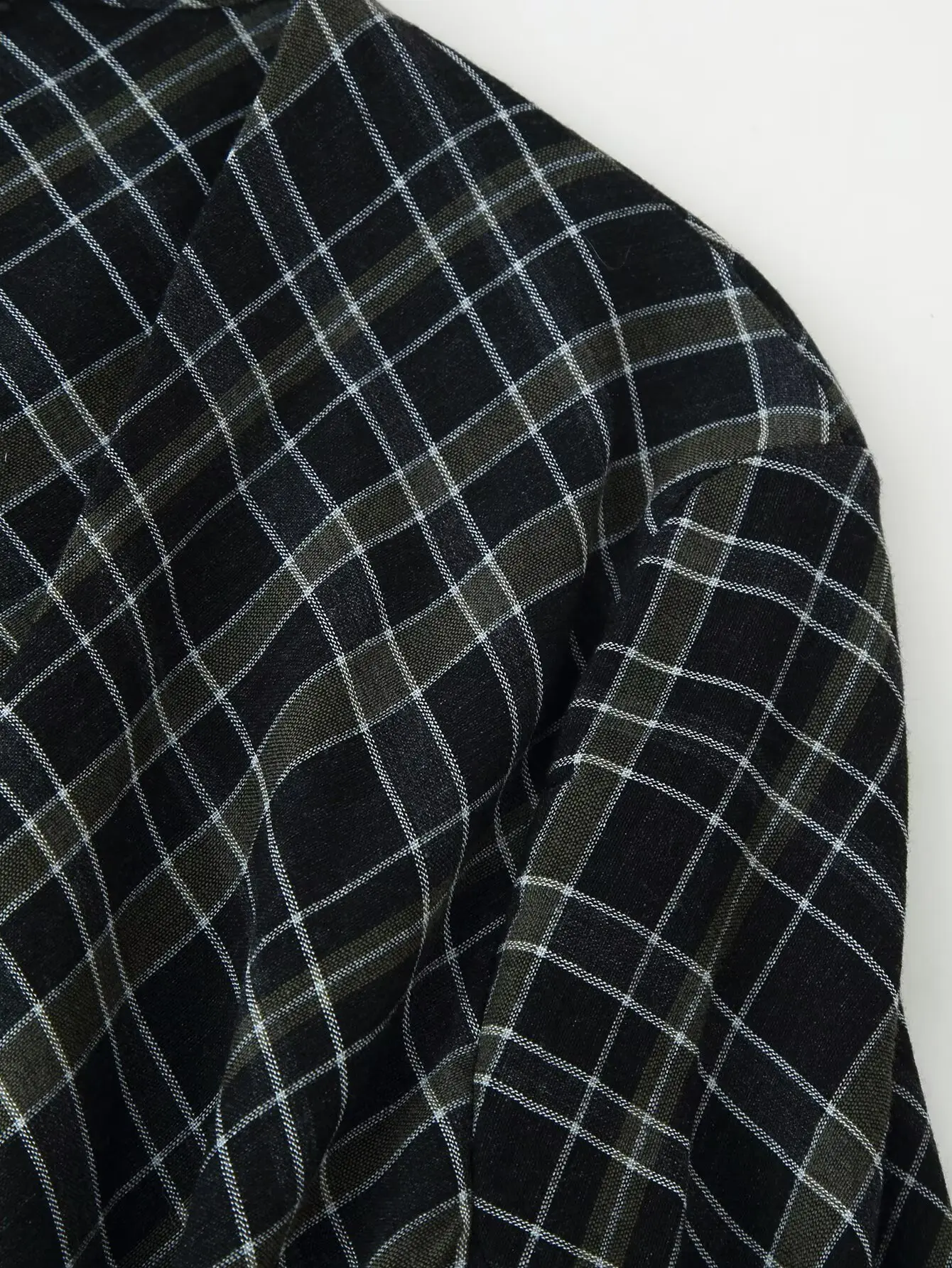 Women Green Retro Checkered Shirt Dress Asymmetrical Pleat Design Lady V-Neck Fashion Casual Versatile High Street Long Dress