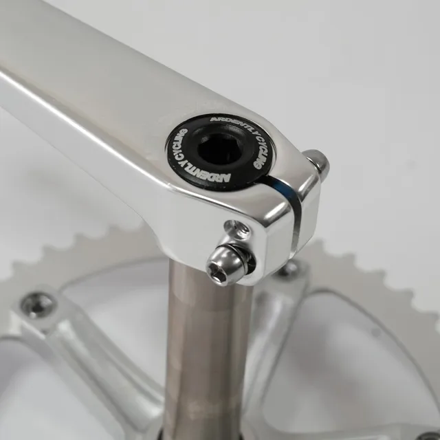 Ardently Hollowtech クランクセット、ピストクランク、シングル
