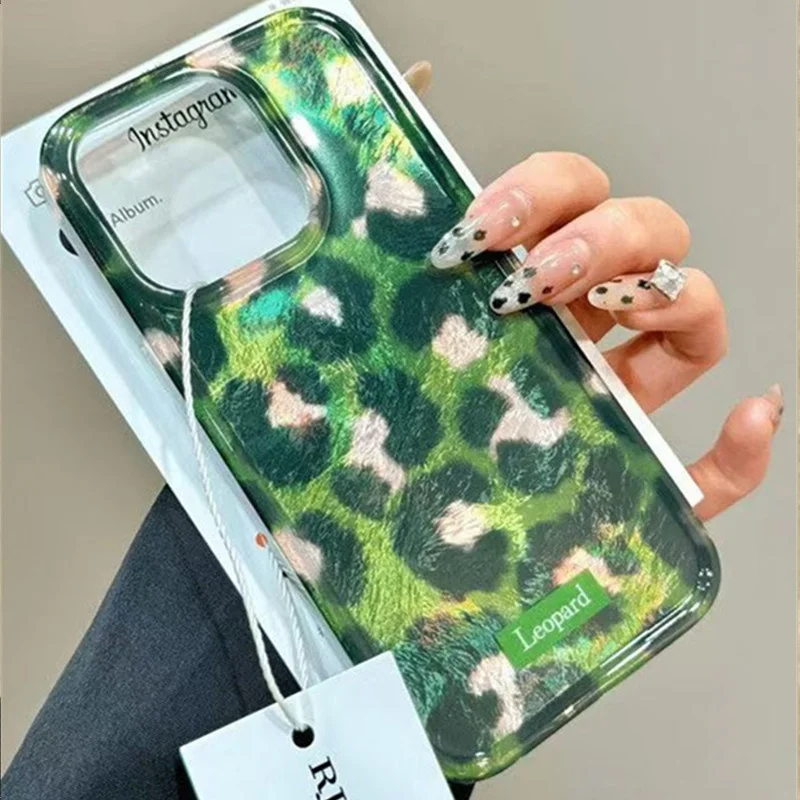 Gradient Green Leopard Print Shockproof Silicone Phone Case