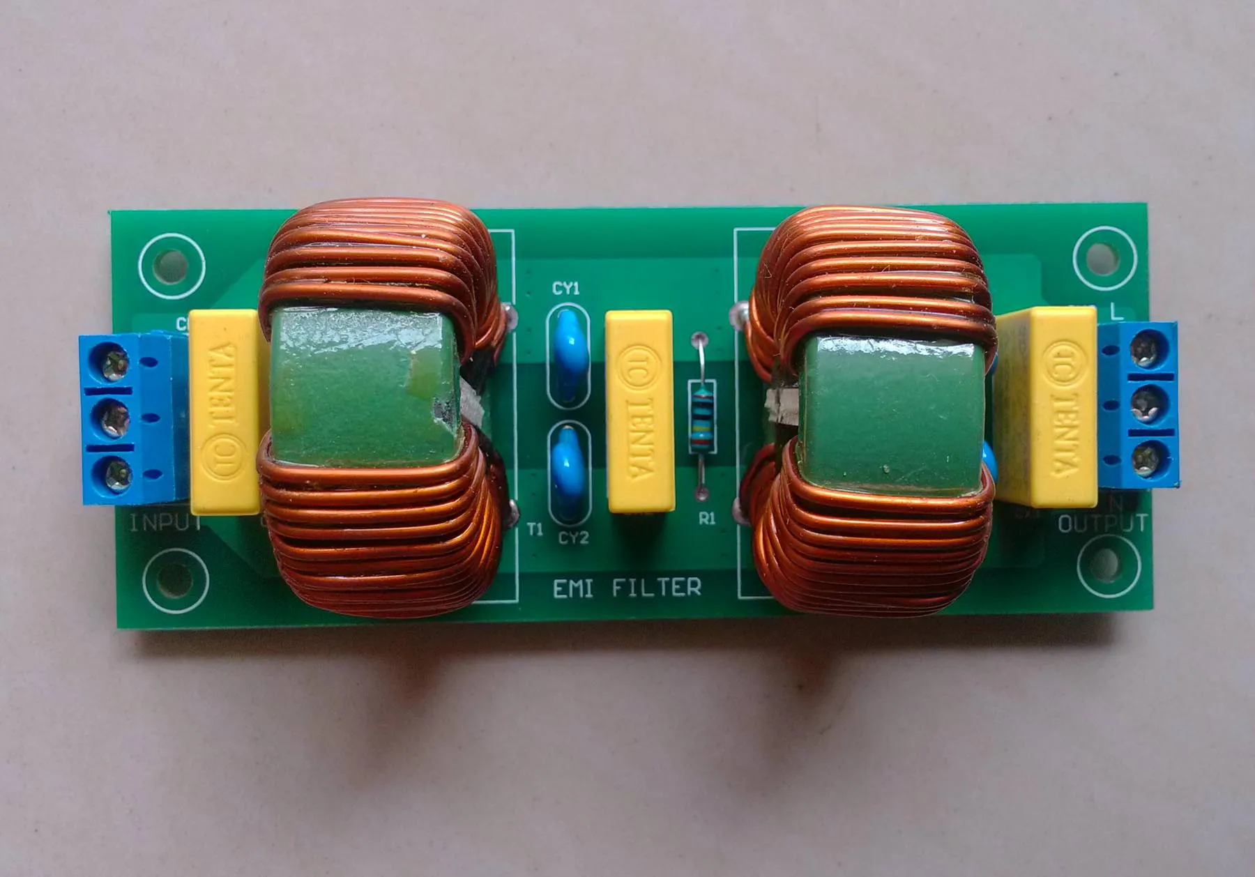 

Вторичный фильтр EMI 10 А, очиститель мощности, шумоподавление, примеси, универсальная плата готового продукта переменного и постоянного тока