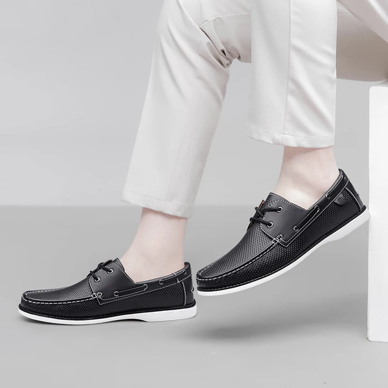 Hand-stitched comfortable and breathable lace-up Loafers fashion sailing shoes For men