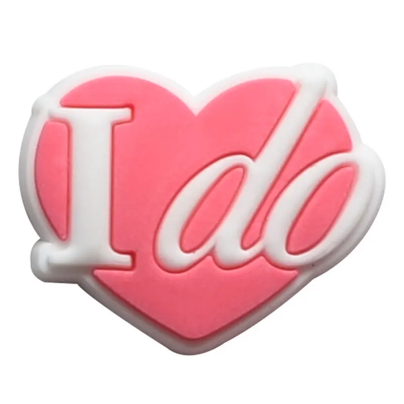 Рисунок 5 - подвески для обуви из ПВХ на День святого Валентина