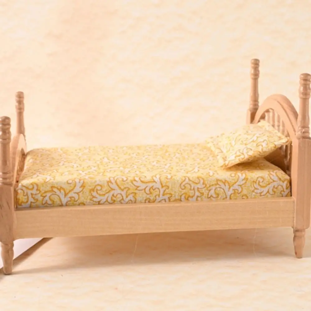 Play House 1:12 Dollhouse Wood Bed Bedroom Scene Decor Miniature Wood Bed Model Living Floral Simulation Single Bed Accessories