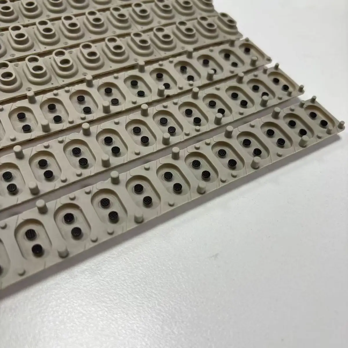 7PCS Rubber Strips For Roland EP9 JV JX JW50 VA7 A37 AX7 EP G70 D50 S-50 D10 D20 E-86 AX1 AX7 Korg SD1 X5 X5D N264 IS40 IS50 — view 5