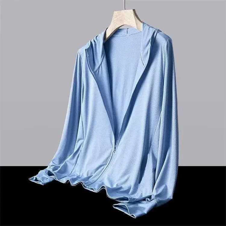 thumbnail image 4 of 2024 Ropa de protección solar con capucha para hombres y mujeres, malla de seda de hielo de verano, fina, transpirable, para pesca al aire libre, chaqueta de protección solar para parejas, 4 of 5