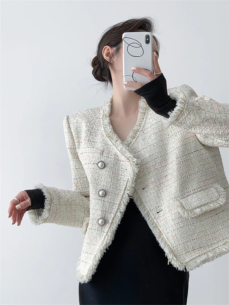 

French Premium Apricot Tweed Jacket Women's Elegant Luxury Short New Fall Winter V-neck Pearl Buttons Tassel Weaven Cropped Top
