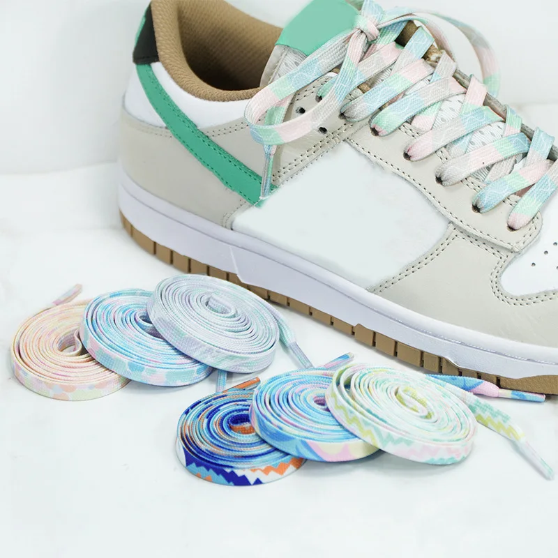 Dazzling Blue Striped Tie-Dye Gradient Flat Shoelaces - Vibrant Unisex Sneaker Laces