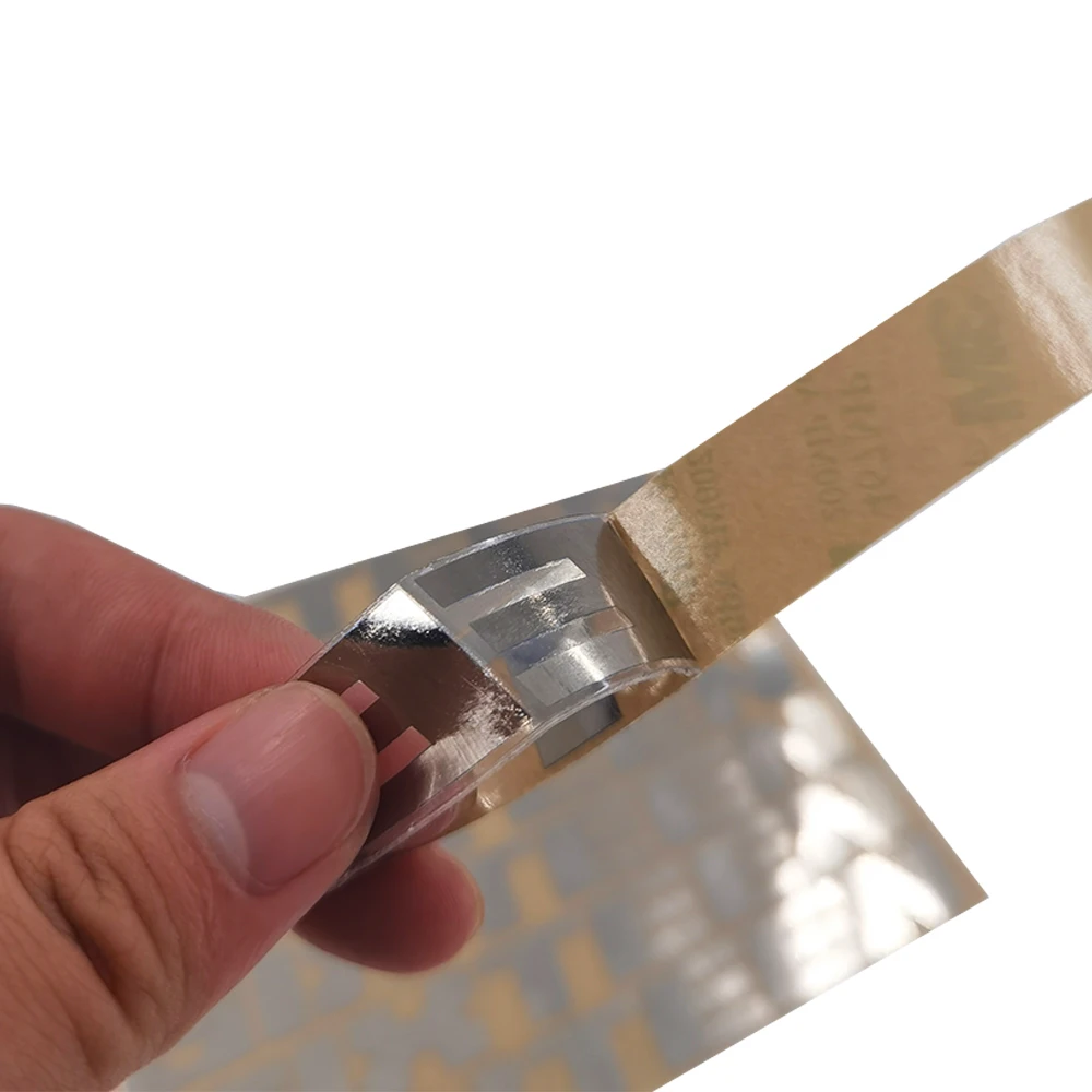 맞춤형 디자인 방수 금속 효과 라벨 중공 로고 텍스트, 3D 입체 광택 실버 금속 전사 스티커, 100 개