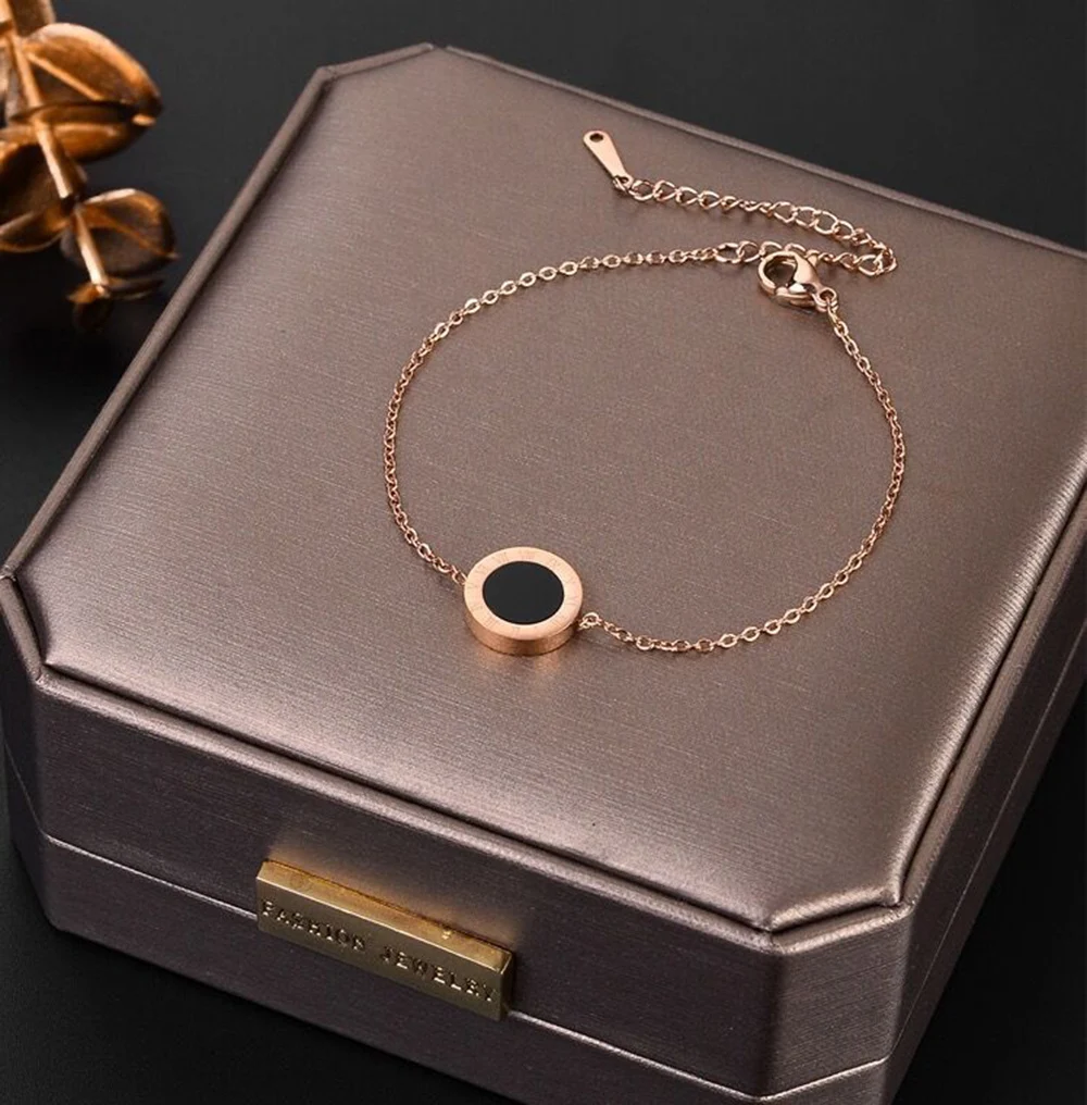 

2023 Stainless Steel Roman Numeral Bracelet For Women Female Fashion Rose Gold Bracelet For Party Hand Jewelry Gift Wholesale