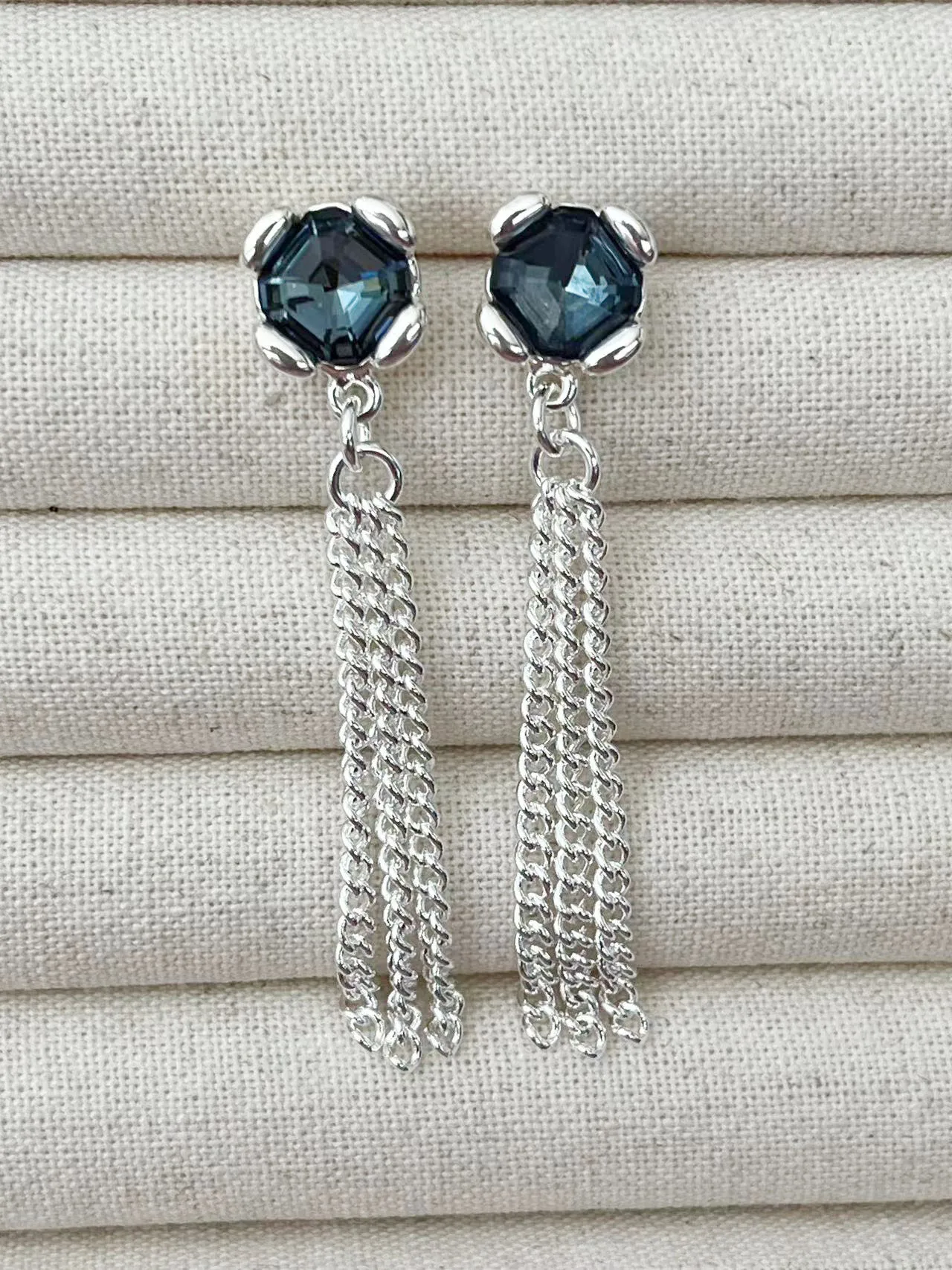 2023 New UNOde50 Popular in Europe and America Exquisite High Quality Gem Trend Women's Earrings Jewelry Gift Bag