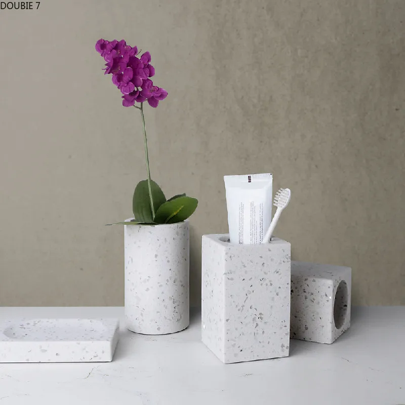 

White Marble Spot Pattern Bathroom Accessories Supplies Shampoo Liquid Soap Dispenser Wristband Hand Dispenser Lotion Bottle