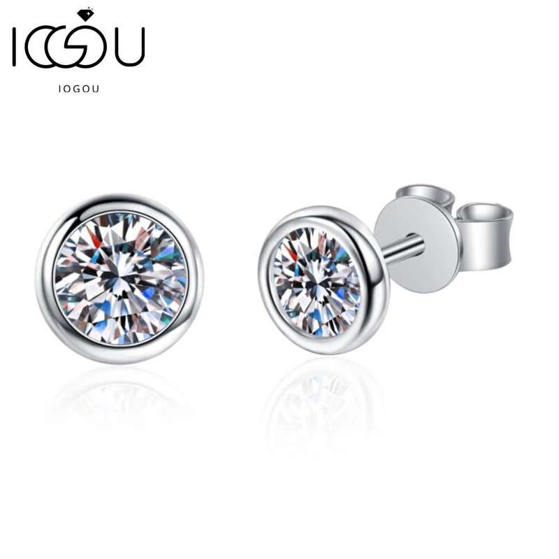 

IOGOU Classic 925 Sterling Silver Moissanite Stud Earrings For Women 5.0mm Simple Round Stud Earrings Anniversary Jewelry Gift