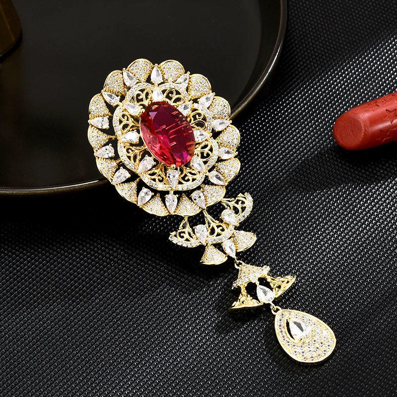 

Женская брошь в форме веера, роскошная Элегантная Брошь в стиле ретро с фианитом, корсажный аксессуар, Подарочная булавка