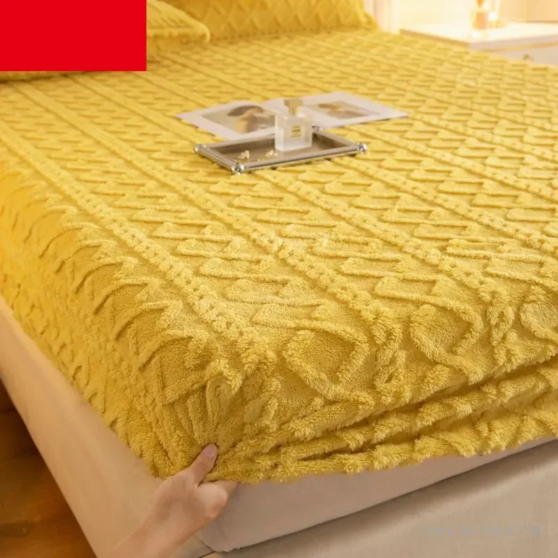 Creative Fitted Sheet for Winter Velvet, Coral Velvet, Flannel, Protective Cover, One-Piece Sheet, Milk, Fitted, 200X220 CM, 1Pc