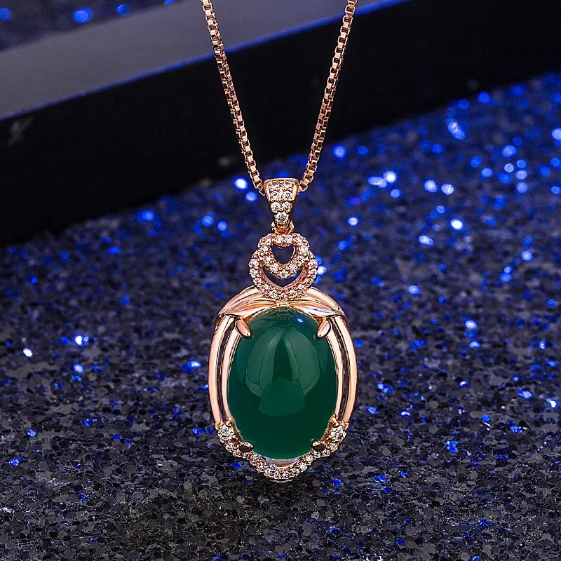 

Natural Green Chalcedony Hand-carved Water Drop Pendant Fashion Boutique Jewelry Men and Women Green Agate Necklace Gift