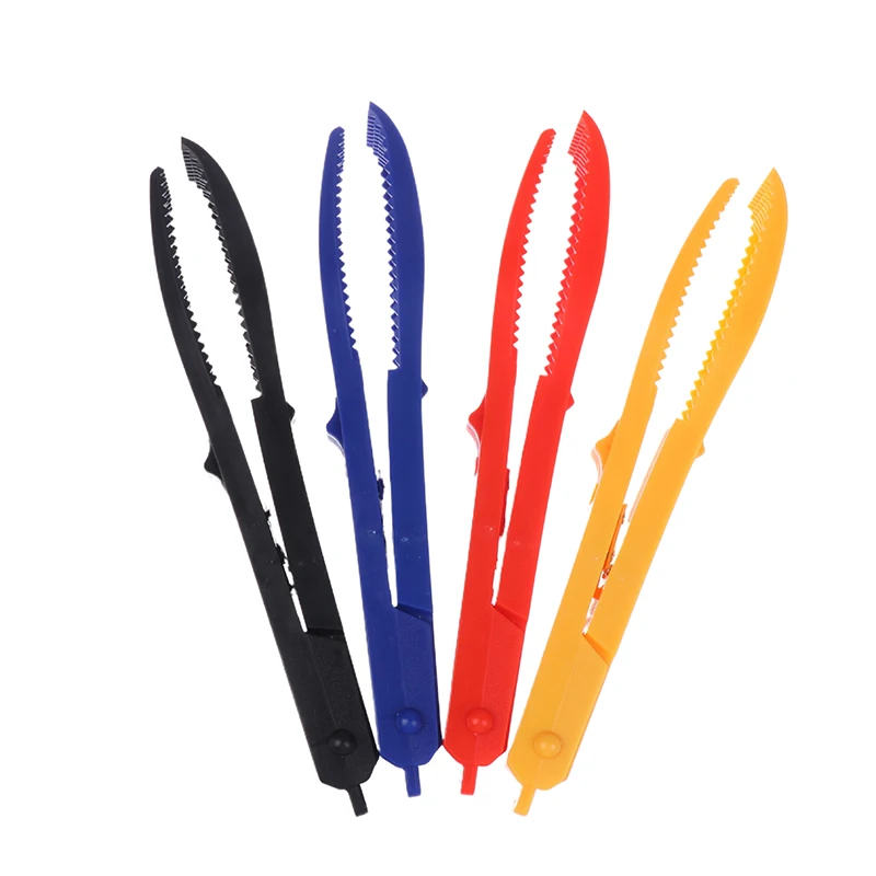 Fishing Body Grip Clamp Gripper Grabber With Lock Switch Multifunctional Fishing Fish Clip Hand Controller Tackle Tool