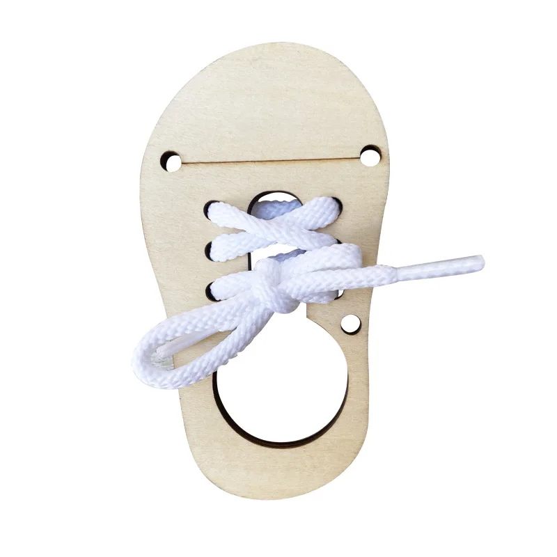 Tie shoelaces