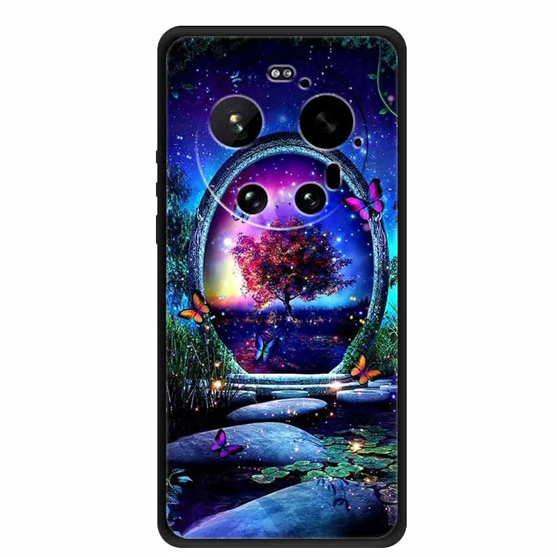 Luxury Soft Silicone Protective Cover with Sci-Fi Style