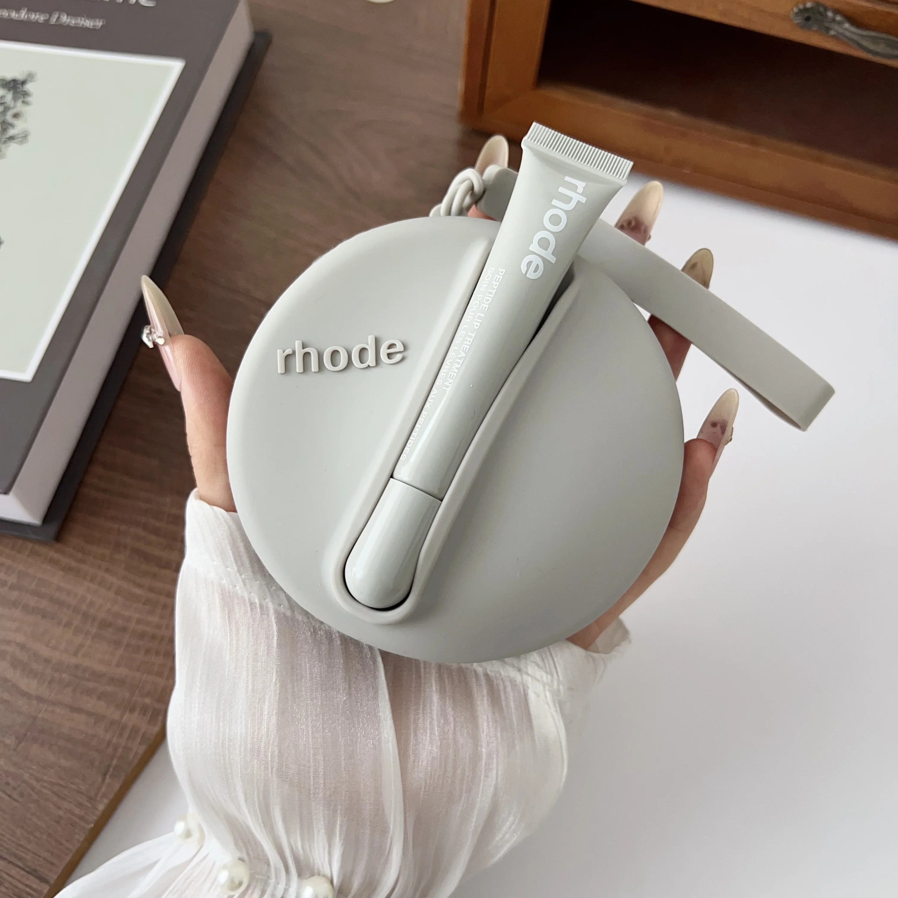 rhode (ポーチのみ) S79e0a8ad60f54a6888ce0a9037e5c