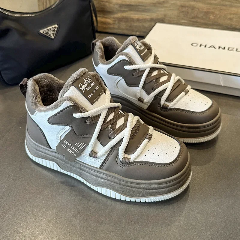 

Женские кроссовки из ПУ кожи, с круглым носком, на шнуровке