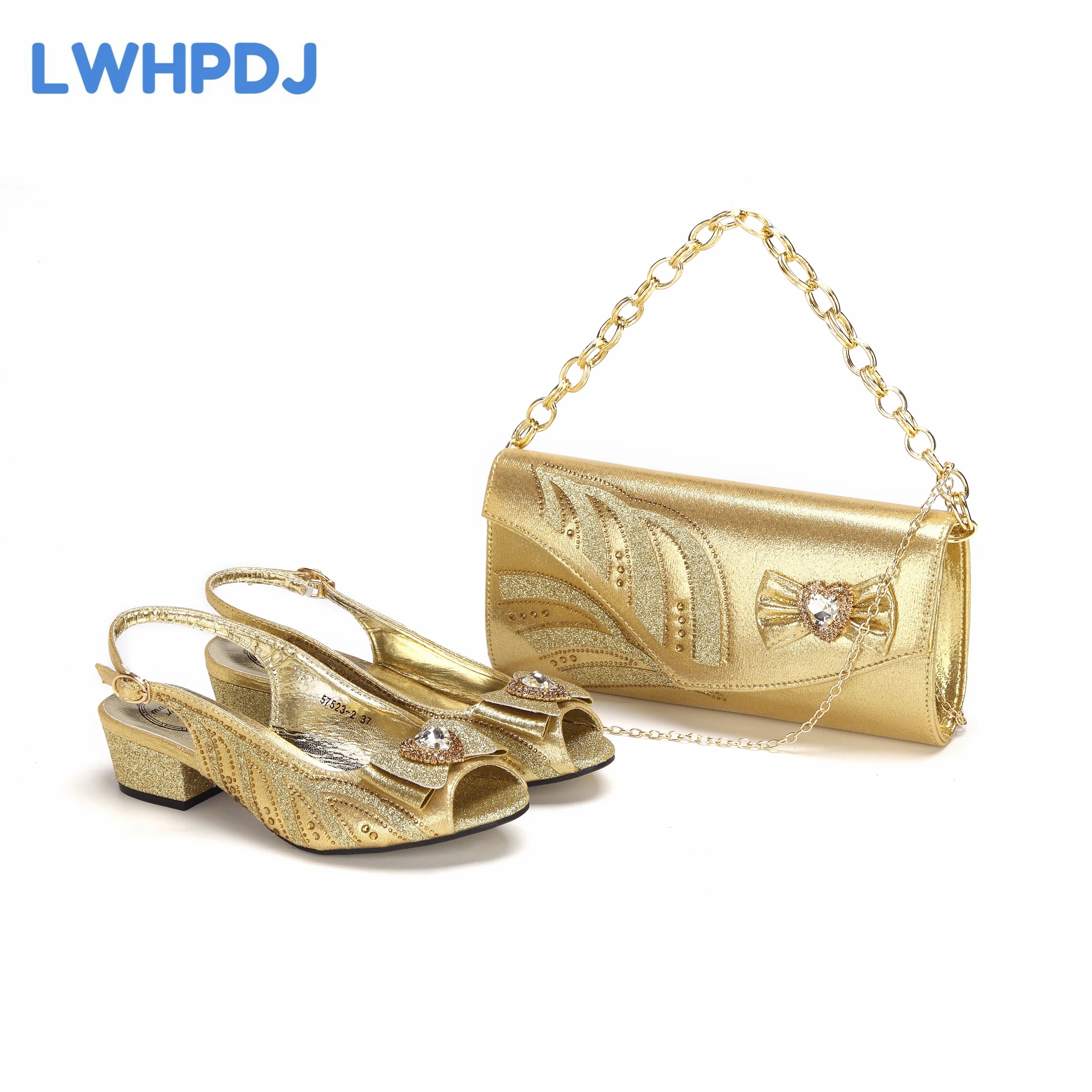 

Hot Selling Streamline Design Peep Toe Low Heels Ladies Sandal Shoes and Bag Set in Gold Color For Women Party