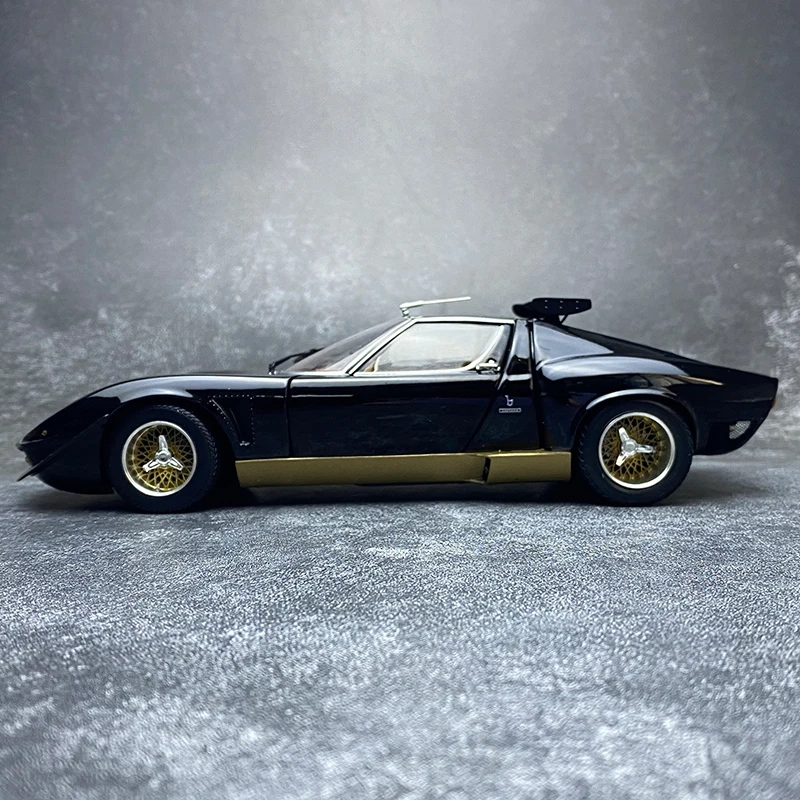 京商 Kyosho Lamborghini Miura P400SV 1/12 REVIEW: Kyosho Lamborghini Miura P400S • DiecastSociety.com