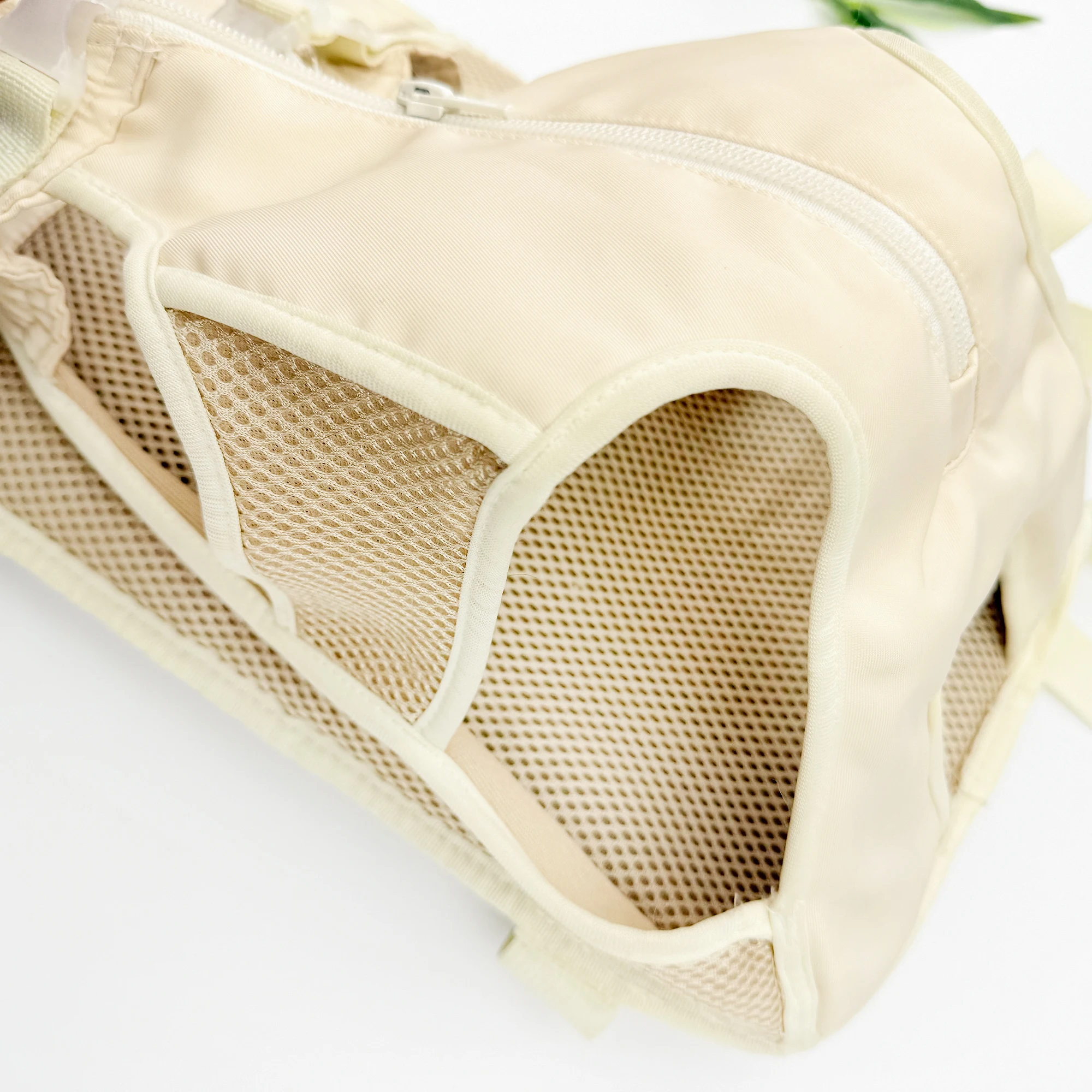 New Product Carry A Bag When Walking The Dog Comfortable Cat Chest Bag Front-Hugging Backpack Outdoor Cat Cage Pet Portable Back
