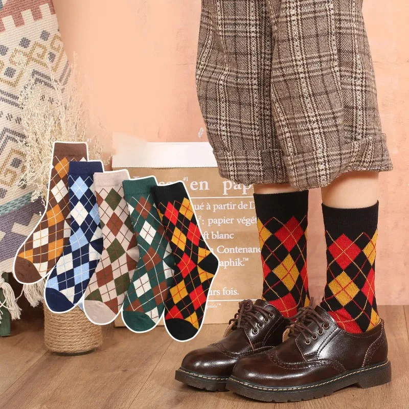 

Retro Diamond Plaid Cotton Socks Spring Autumn Mid Tube Socks Student Socks Harajuku Style Casual Socks For Girls