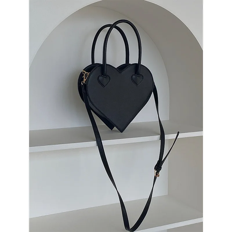 Cute and simple heart-shaped printed women's backpack, fashionable small crossbody bag, retro black single shoulder handbag