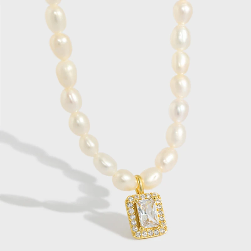 

Fashion Sterling Silver Necklace Freshwater Pearl Necklace for Women Inlay Zircon Anniversary Jewelry Lady Gift