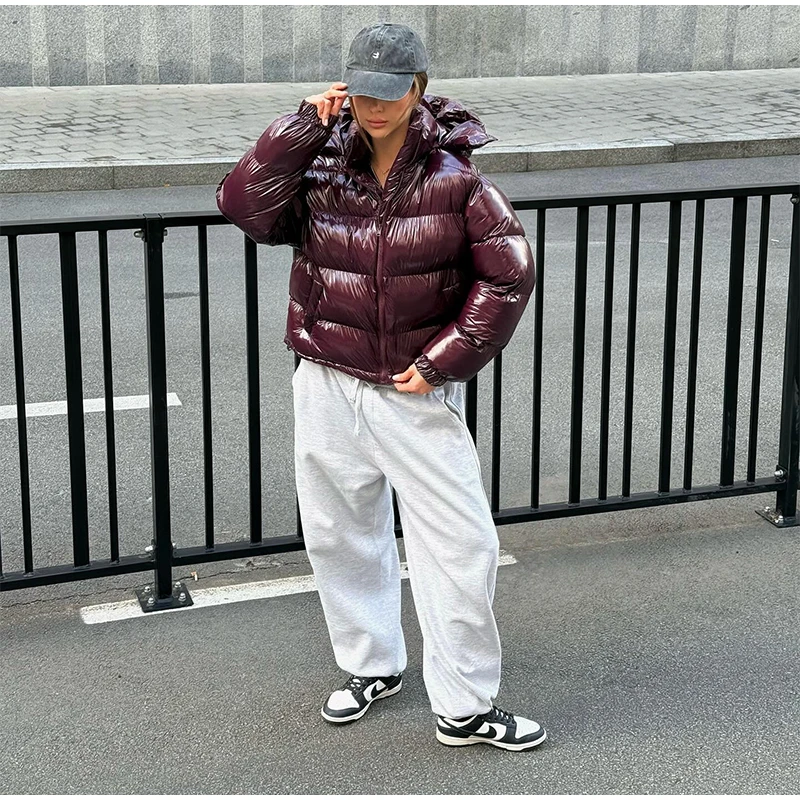 Schicker, glänzender, gepolsterter Mantel mit Kapuze für Damen, lässig, geschwollener Stehkragen, kurze Daunenjacke, Baumwollmäntel, weiblich, 2025, Winter-Straßen-Oberbekleidung – Detail 20