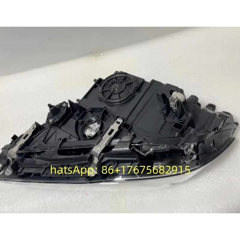 BMW G12/G11(2016-2018) 헤드라이트에 적합한 고품질 LED 헤드라이트 1개, 모델 번호 63117408720 및 63117408719.