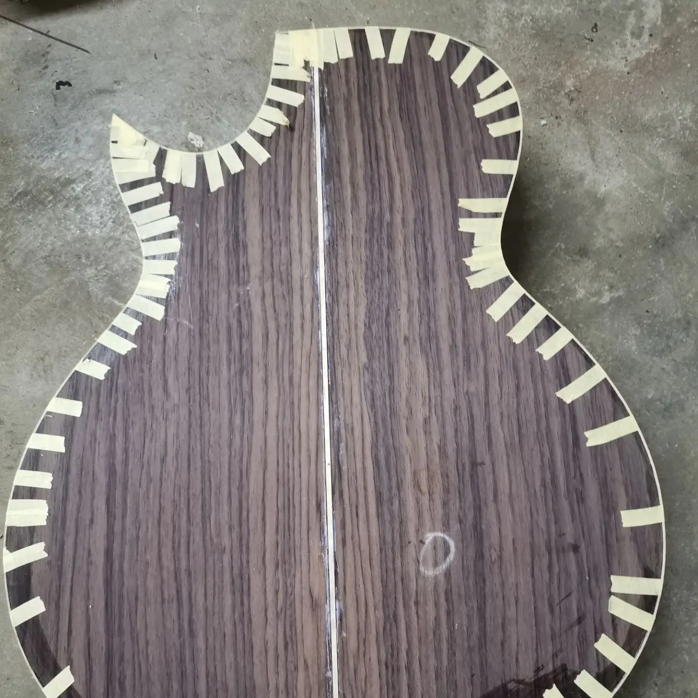 Chitarra Acustica Personalizzata In Legno Massello Di Spedizione Gratuita Chitarra In Legno Massello Personalizzata Fatta A Mano Personalizza La Chita