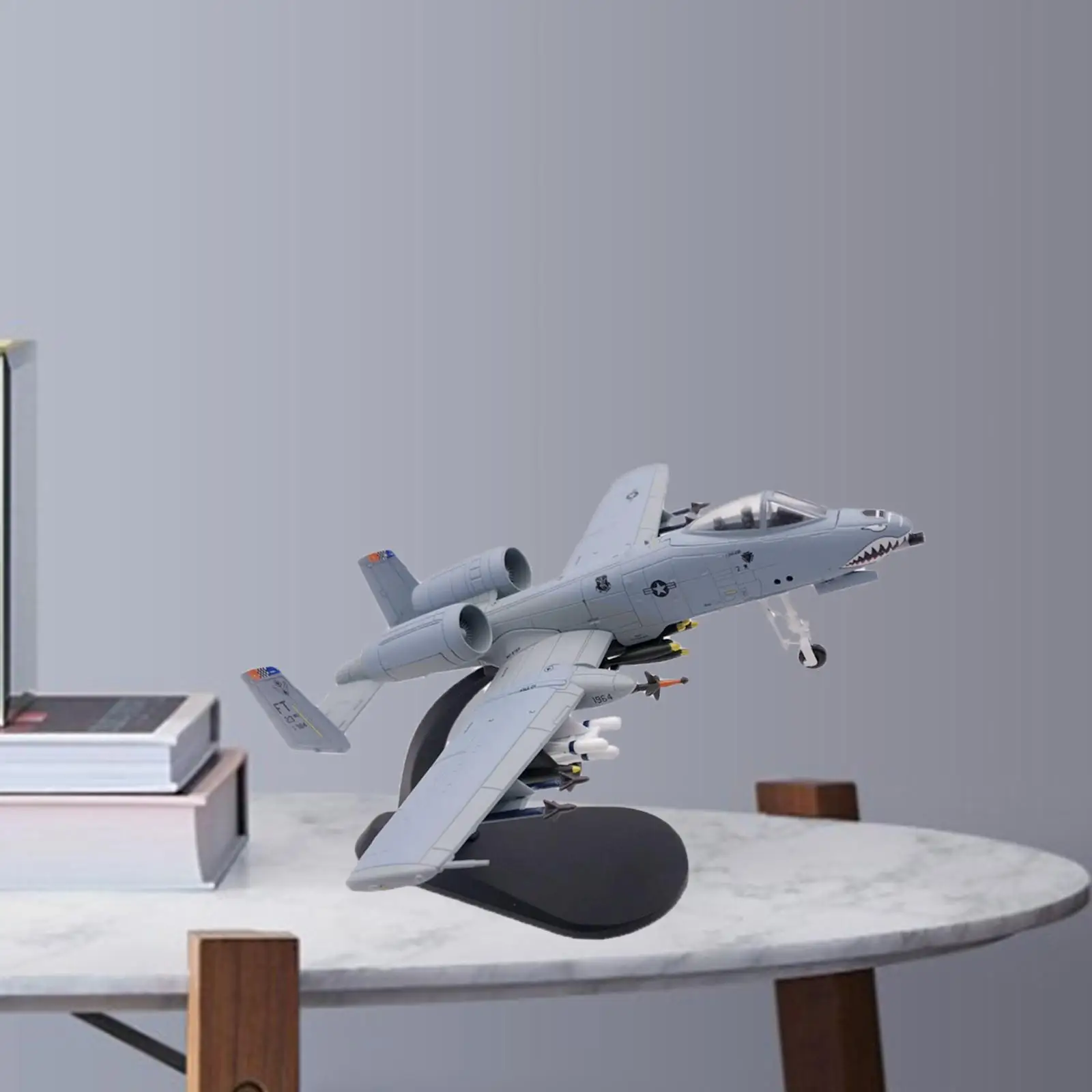 Baoblaze USA A-10 Attacker Aircraft 1:100 Scale Warthog Diecast Display Model with Stand Home Office Decoration or Gift