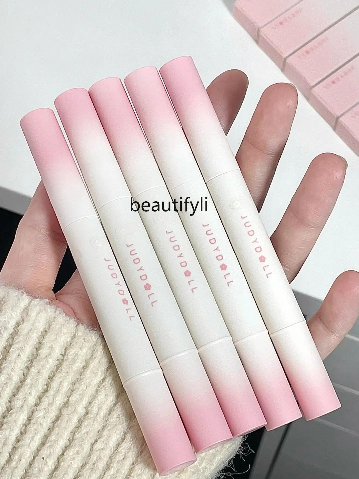 

[New] Lip Cream Foundation Air Cushion Lip Balm Matte Lip Mud White Brick Red