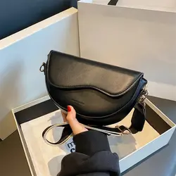 Women's Vintage Solid Color Saddle Shoulder Bag with Wide Strap (Black)