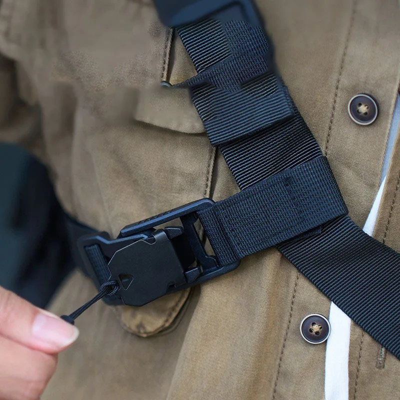 Taktischer Mehrzweck-Dreieck-Schnellverschluss-Schnallengürtel, schnell hängender Einzelhaken-Überlebens-Schlüsselanhänger – Detail 9