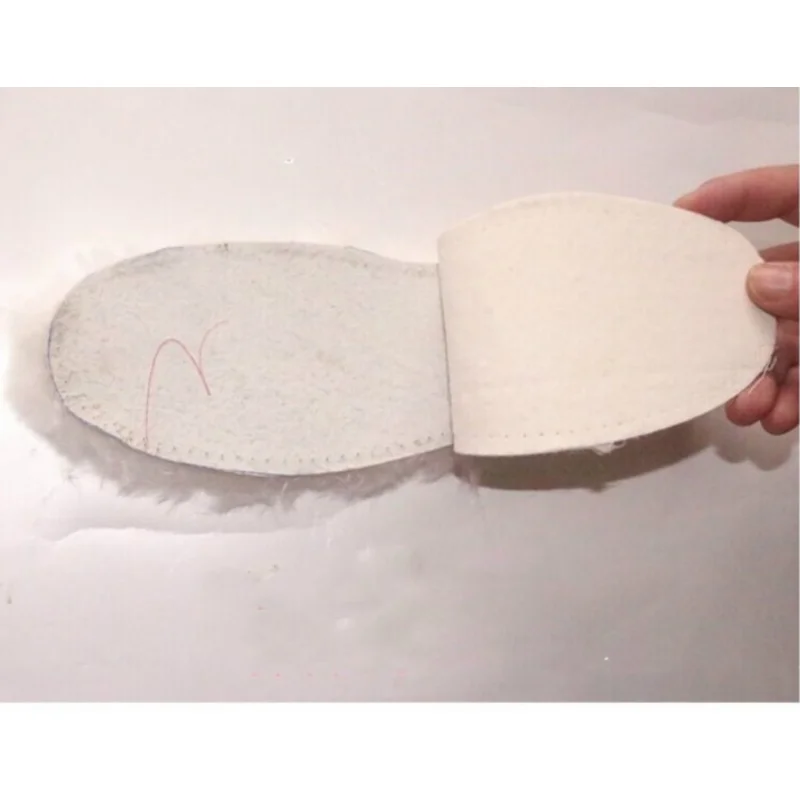 Real Fur Wool Insoles Men Women Warm Soft Thick Warm Cashmere Snow Boots Insoles Heated Sport Sneaker Shoes Accesories