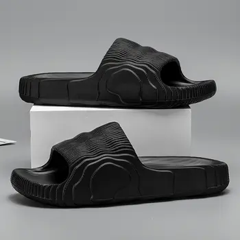 Man Fashion Sandals Solid Beach Slippers Summer Non Slip Sandals Soft Unisex Slides Women Luxury Outdoor Ultralight Shoes