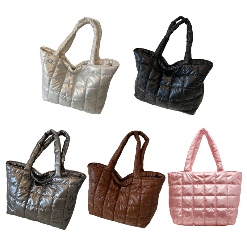 

Легкая стеганая сумка через плечо. Практичная большая сумка с мягкой подкладкой для повседневного использования.