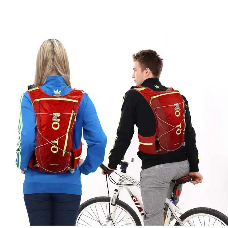 Lightweight Hydration Vest Backpack,Running Backpack with 2L Water Bladder Hydro Water Daypack for Outdoor Hiking Cycling Trail