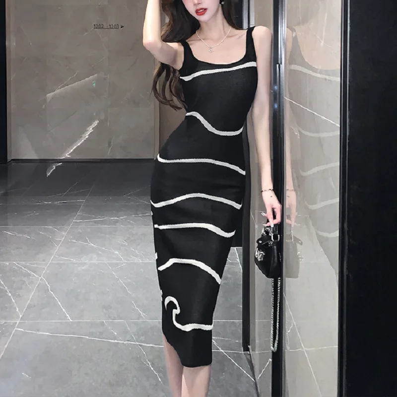 

Korean Knitted Sling Dresses for Summer Women's Dress 2024 NEW Sexy Sleeveless Skinny High Waist Chic Striped Midi Dress Woman