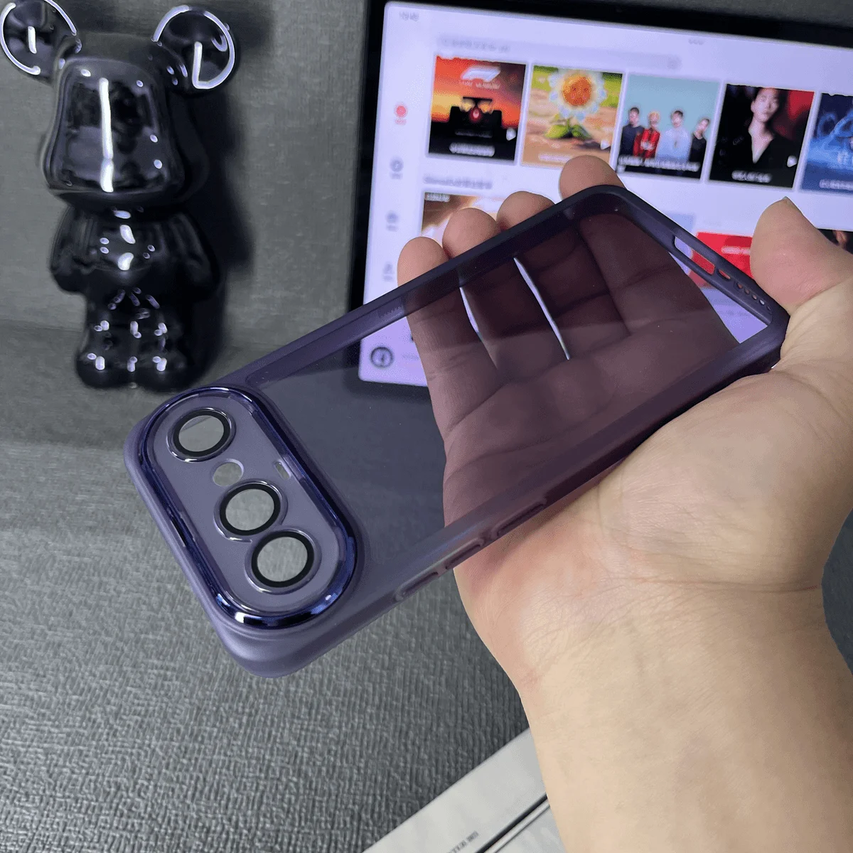 Magnetic Frosted Thin Transparent Fingerprint-Resistant TPU Shockproof Bumper Case