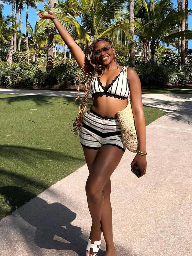 Ruffled Striped Bikini 2 Piece-Set Female Boho Contrast Lace-Up V-Neck Top And Shorts Sets Beach Holiday Outfits Summer